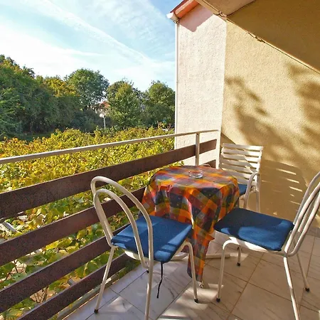 Apartment Fuer 2 Personen Ca 37 Qm In Fazana, Istrien Istrische Riviera Valbandon